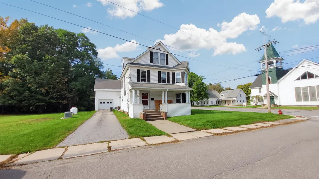 29 Monadnock Street, Colebrook NH Real Estate Listing MLS 4971820