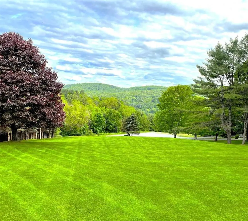 101 Labbie Lane Hartford VT 05001