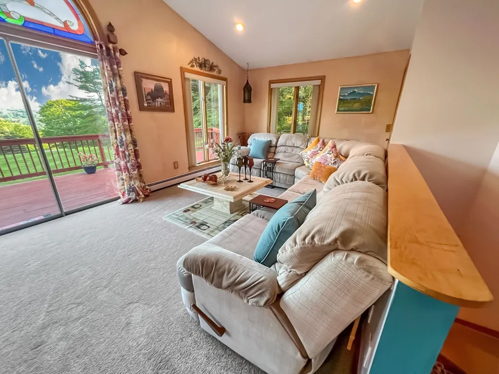 101 Labbie Lane Hartford VT 05001