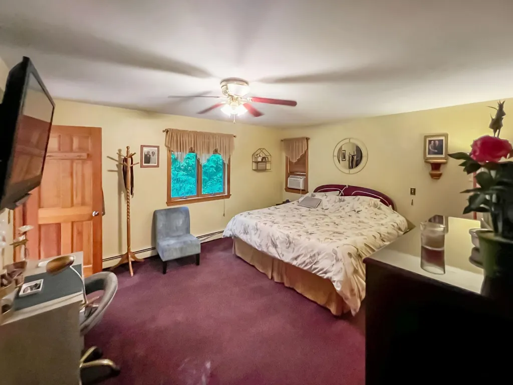 101 Labbie Lane Hartford VT 05001