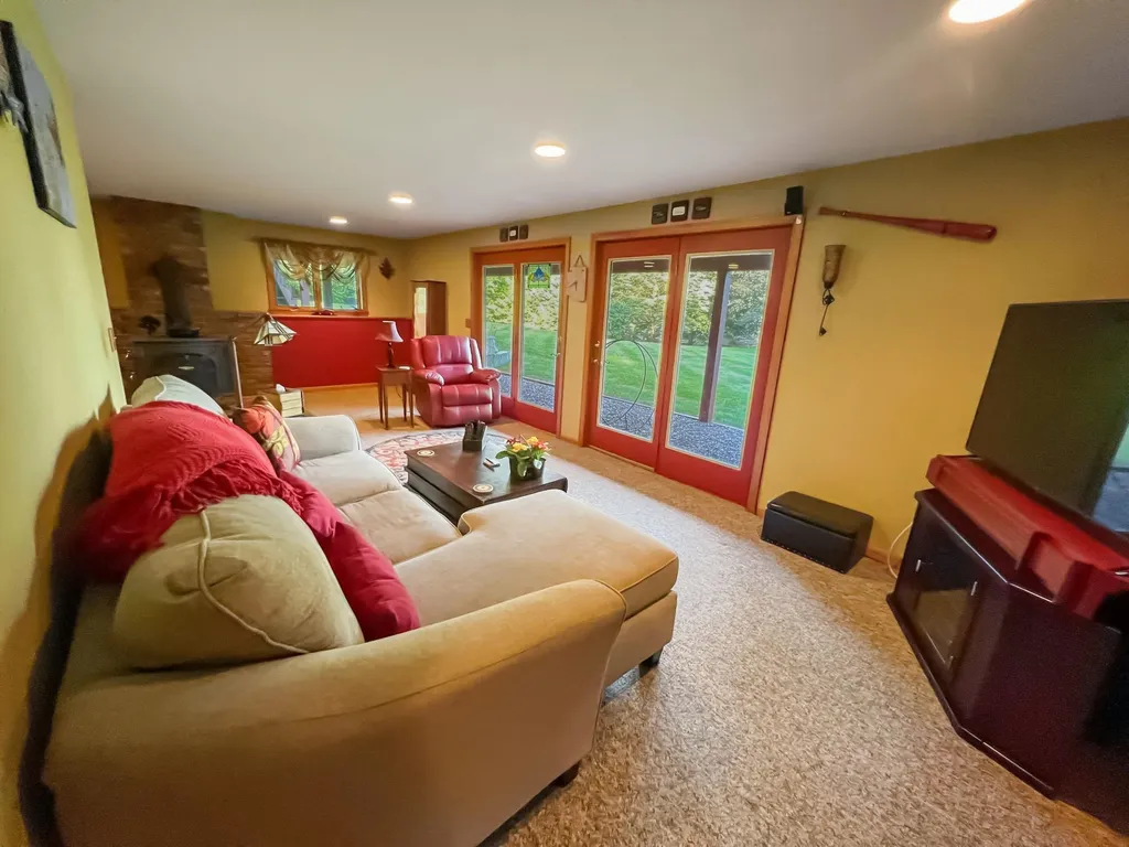 101 Labbie Lane Hartford VT 05001