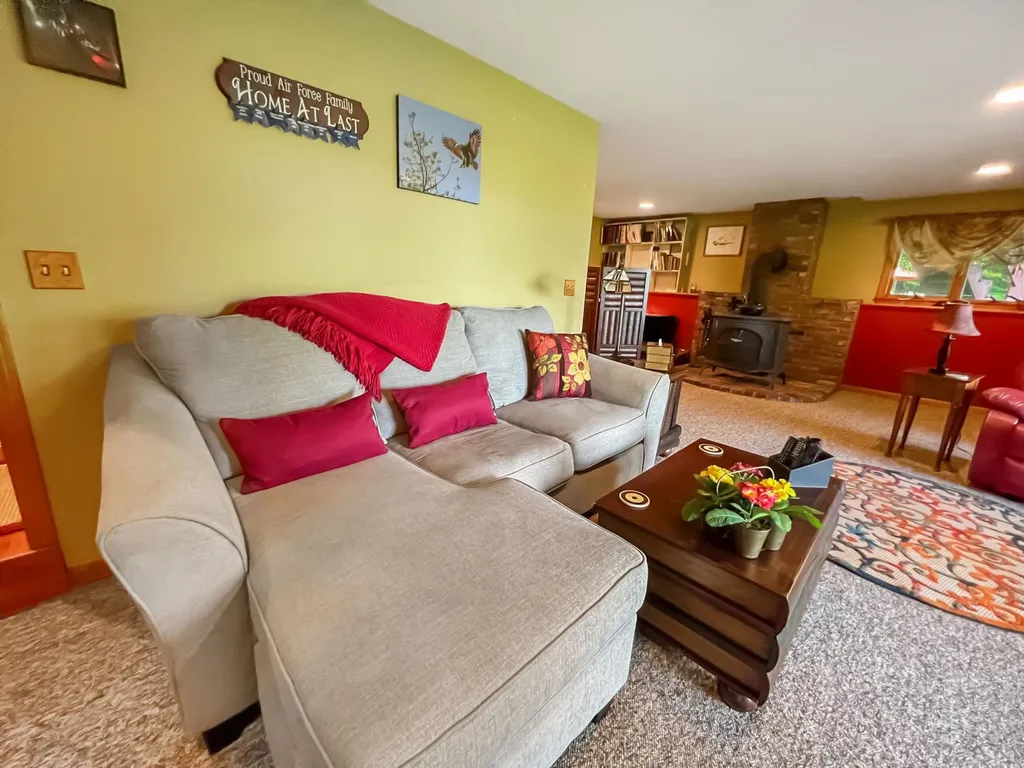 101 Labbie Lane Hartford VT 05001