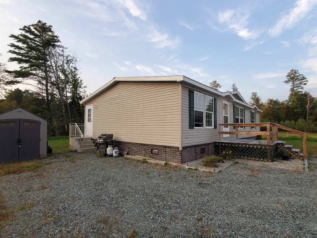 59 Nh Route 118 Canaan NH 03741