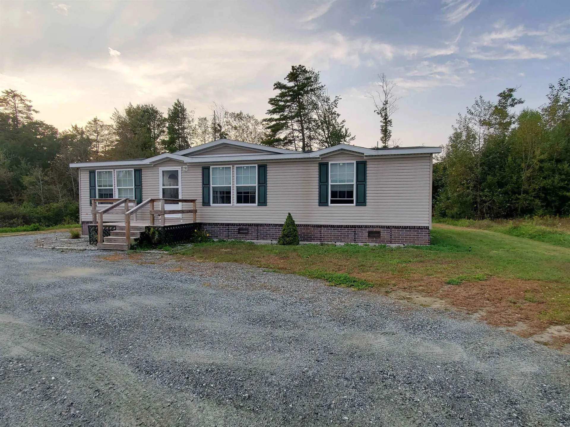 59 Nh Route 118 Canaan NH 03741