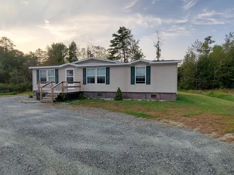 59 Nh Route 118 Canaan NH 03741