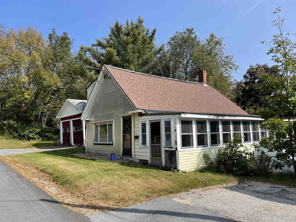 8 First Street, Northumberland NH Real Estate Listing MLS 4971807