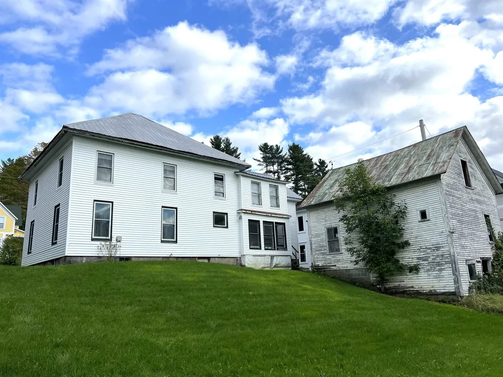 309 High Street Barton VT 05822