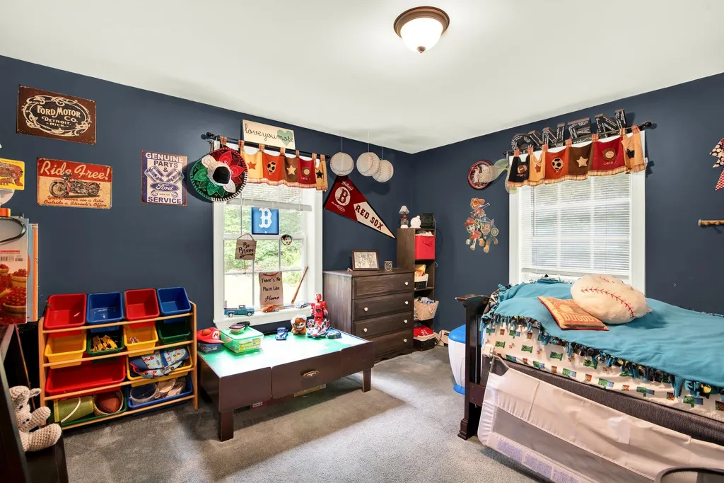 24 Grandview Road Milton NH 03851
