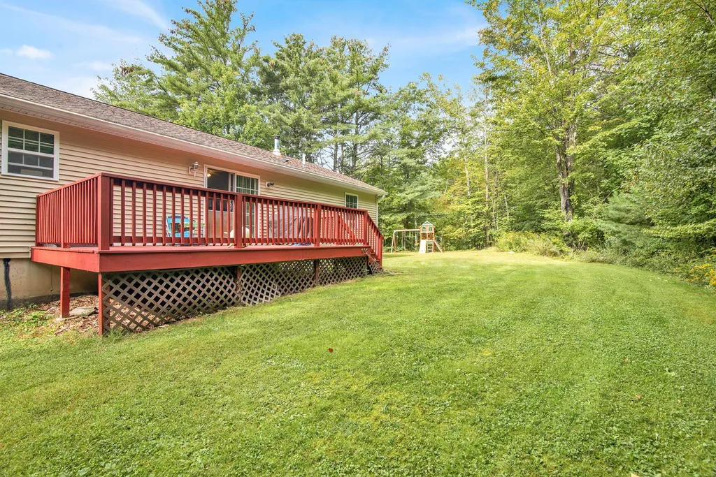 24 Grandview Road Milton NH 03851