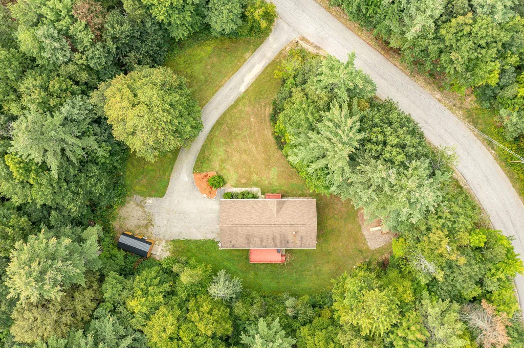 24 Grandview Road Milton NH 03851