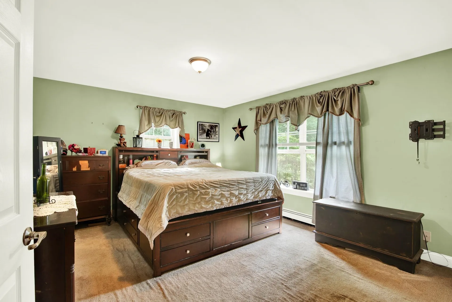 24 Grandview Road Milton NH 03851