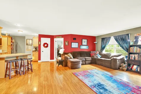 24 Grandview Road Milton NH 03851