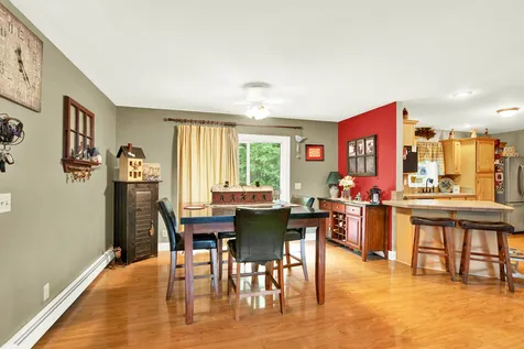 24 Grandview Road Milton NH 03851