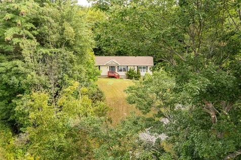 24 Grandview Road Milton NH 03851