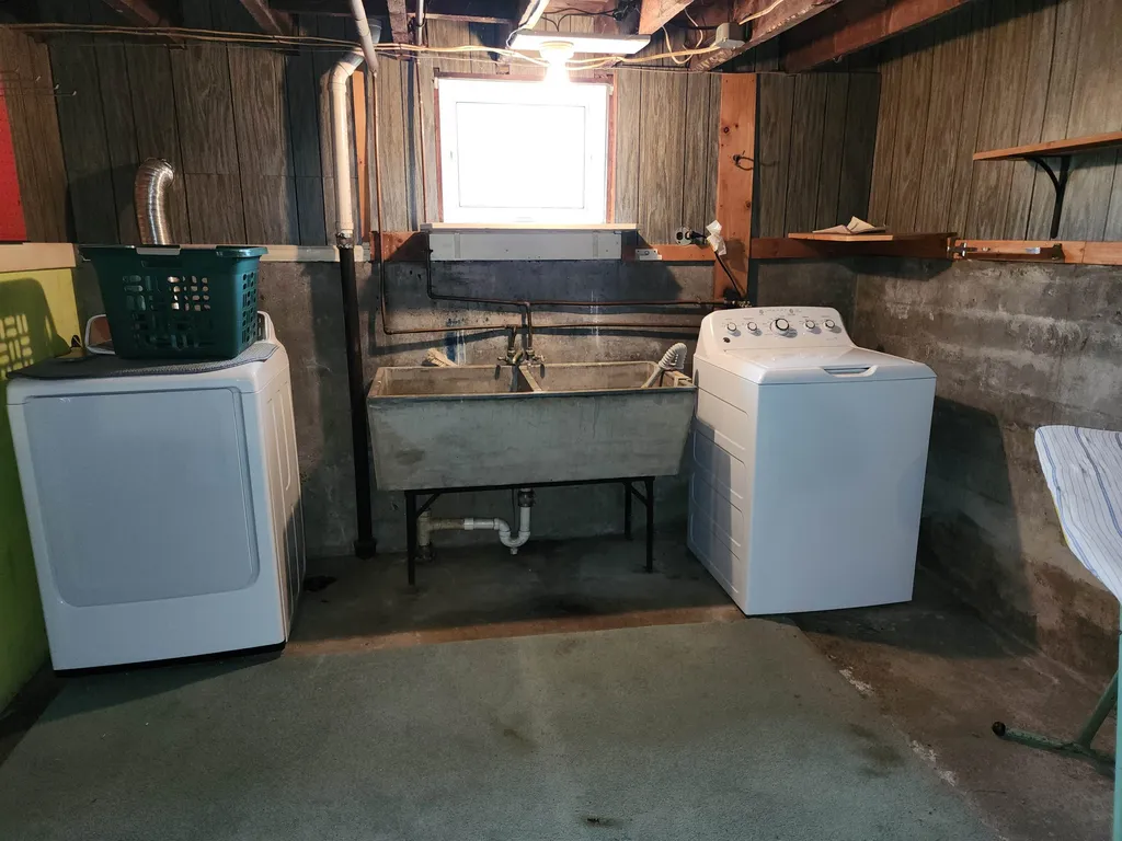 16 Wheatley Street Lebanon NH 03766