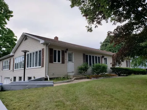 212 Webster Street Hudson NH 03051