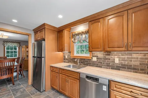574 Stockbridge Corner Road Alton NH 03809