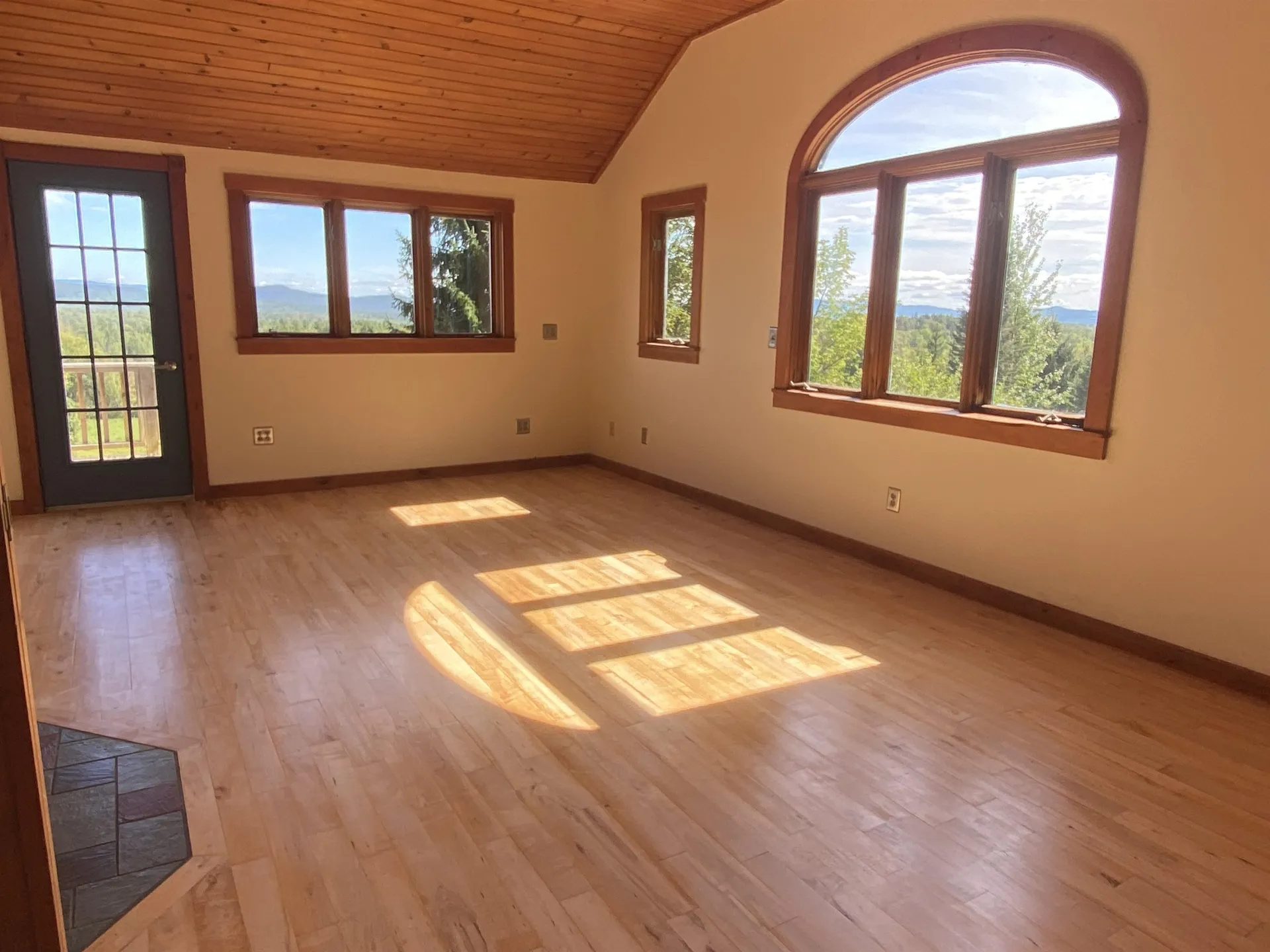 6275 Garfield Road Hyde Park VT 05655