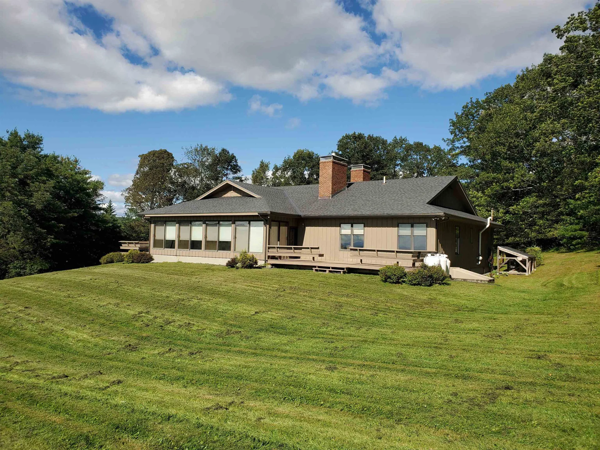 4 Dorset Lane Lebanon NH 03766