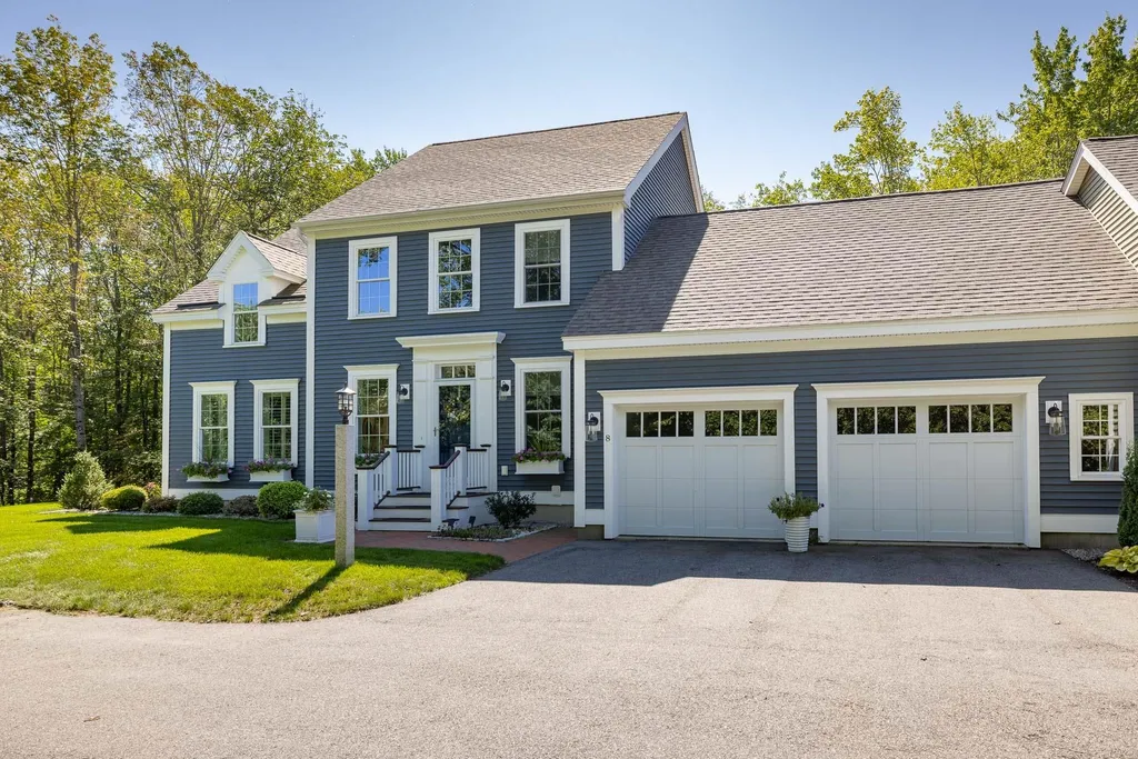 8 Lydia Lane Newington NH 03801