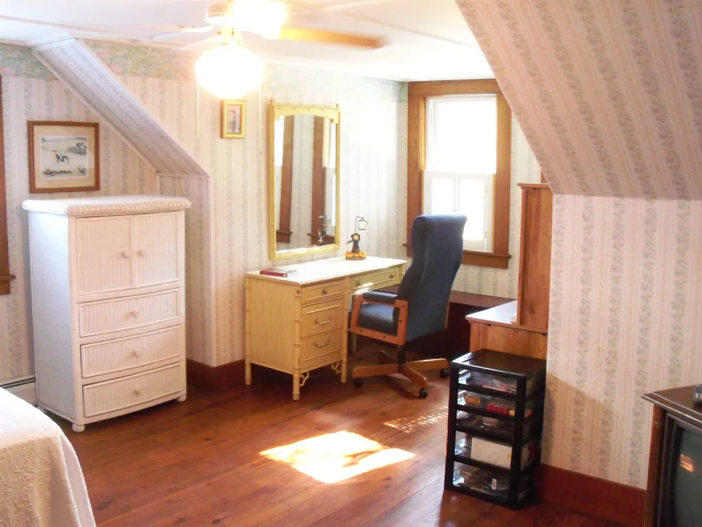 721 Whittier Road Tamworth NH 03886