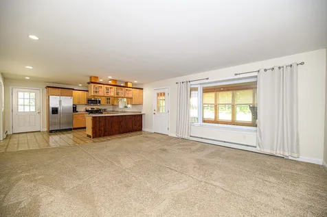 15 Depot Road Stratham NH 03885