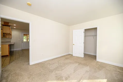 15 Depot Road Stratham NH 03885