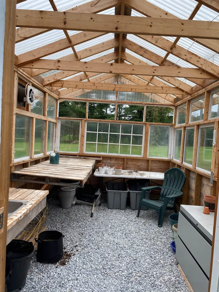 1032 Decker Road Georgia VT 05468