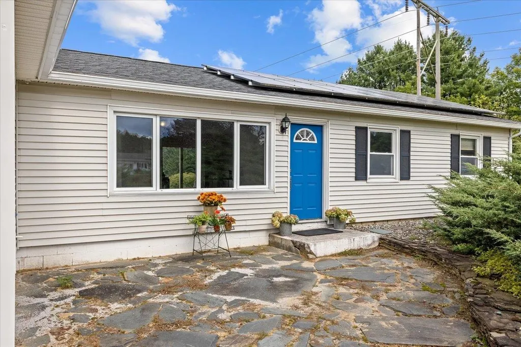 1032 Decker Road Georgia VT 05468