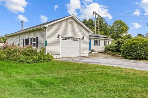 1032 Decker Road Georgia VT 05468