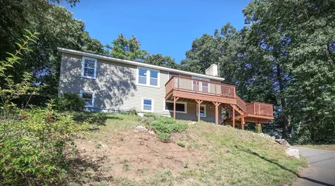 214 Hampstead Road Derry NH 03038