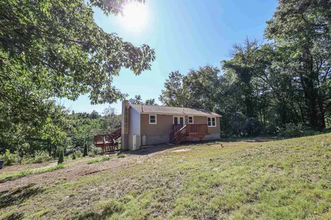 214 Hampstead Road Derry NH 03038