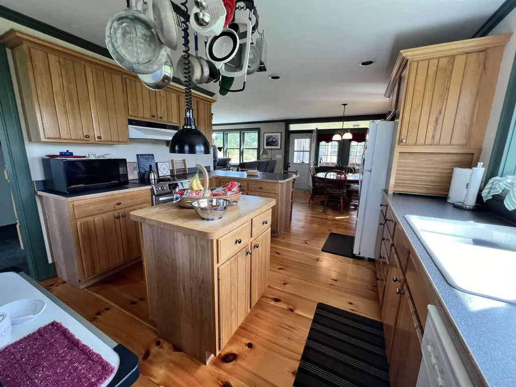 123 Geary Road Lincoln VT 05443