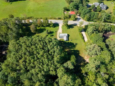 79 Middle Road Tuftonboro NH 03816