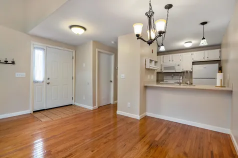 108 Glengarry Drive Stratham NH 03885