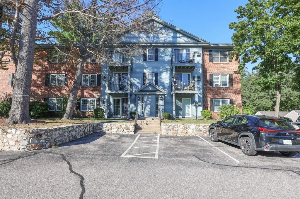 7 Northbrook Drive Manchester NH 03102