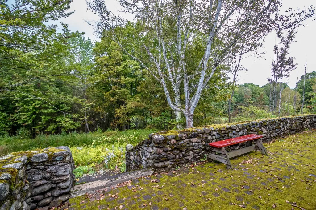 223 Portland Street Lancaster NH 03584