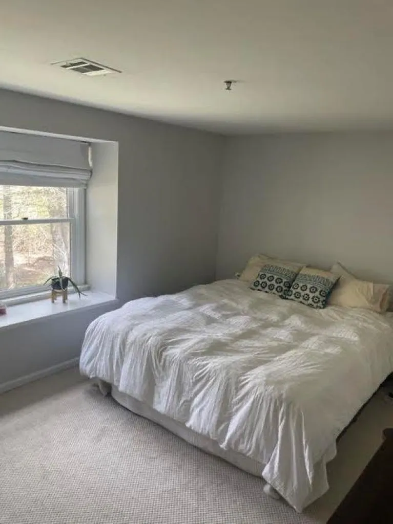 41 Bridle Path Dover NH 03820