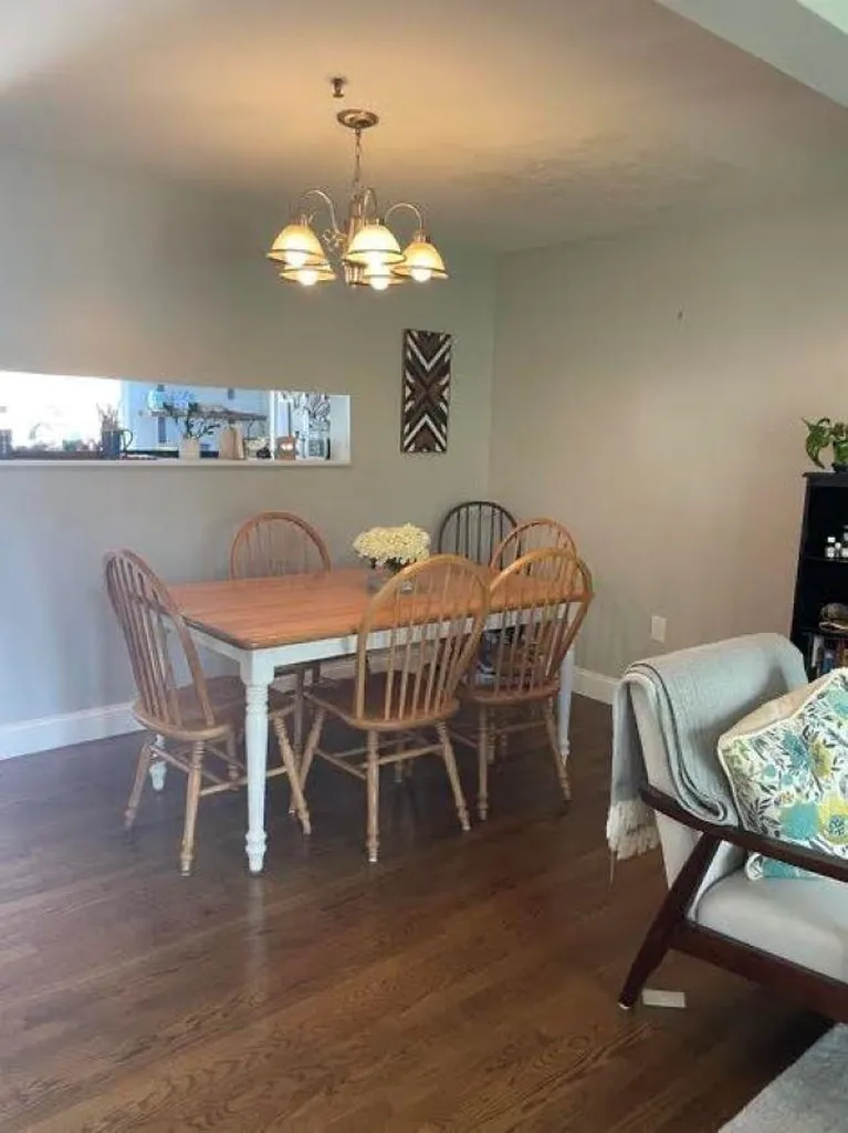 41 Bridle Path Dover NH 03820
