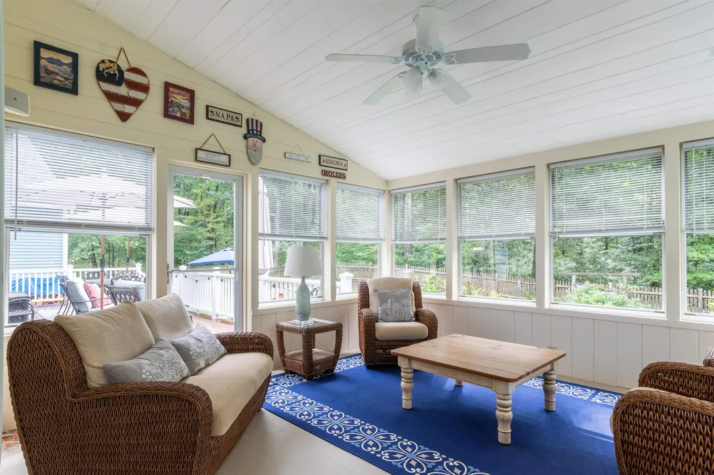23 Patch Road Hollis NH 03049