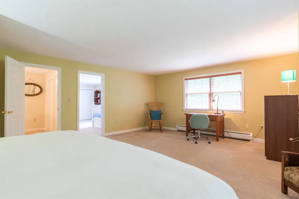 23 Patch Road Hollis NH 03049