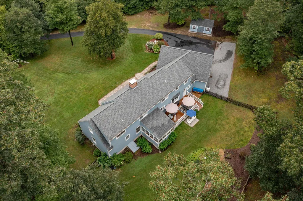 23 Patch Road Hollis NH 03049