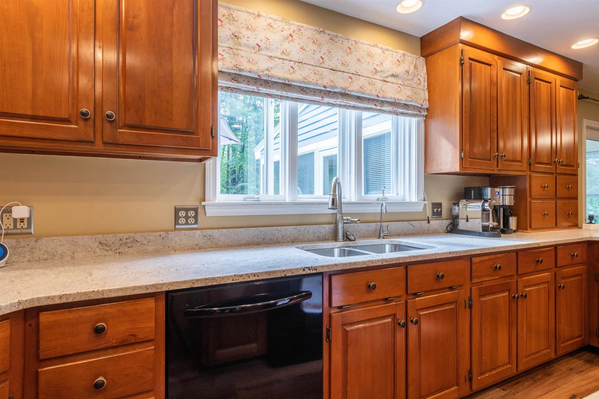 23 Patch Road Hollis NH 03049