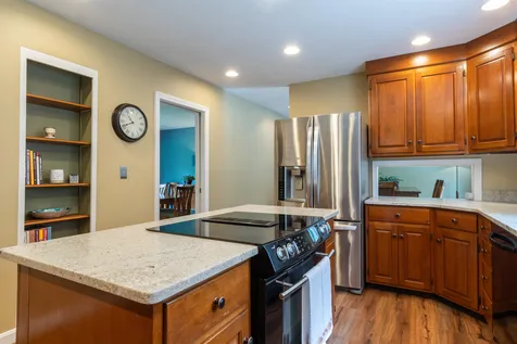 23 Patch Road Hollis NH 03049
