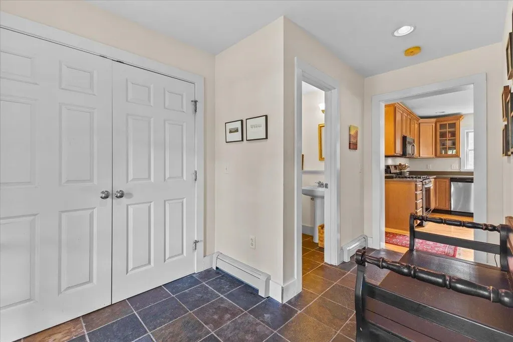 274 Thomas Lane Stowe VT 05672