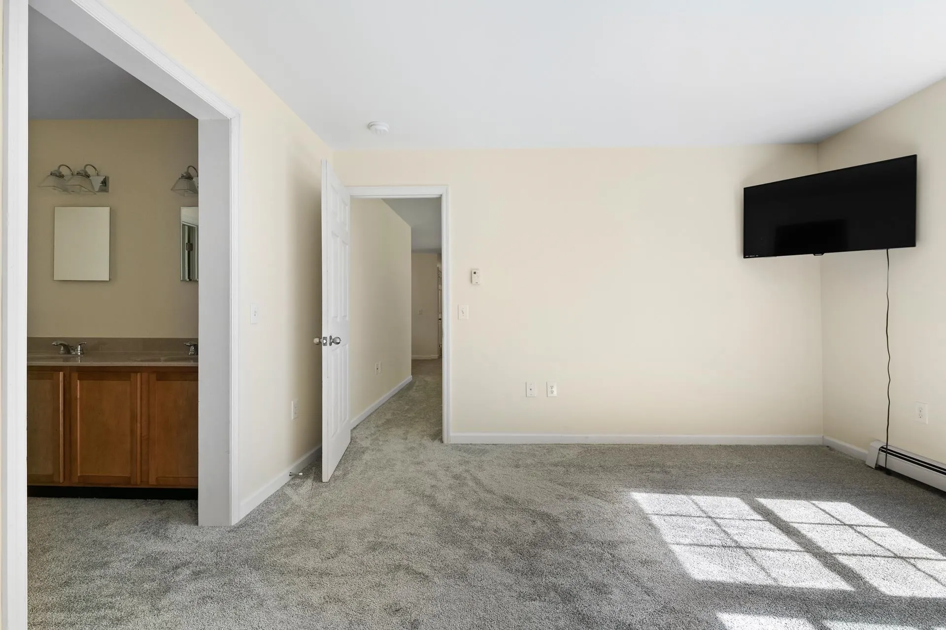 17 Redwater Road Croydon NH 03773