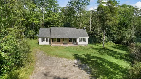 17 Redwater Road Croydon NH 03773