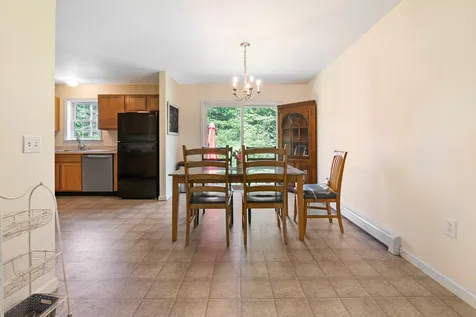 17 Redwater Road Croydon NH 03773