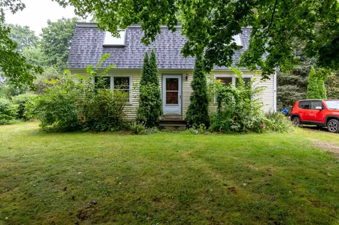3 Millstream Lane Concord NH 03303