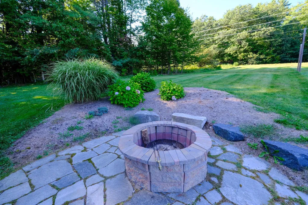 2623 East Road Cavendish VT 05142